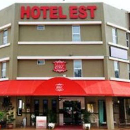 Est Penang Hotel Bayan Lepas Exterior photo